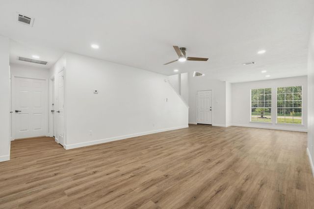 7106 Durango Drive, Magnolia, TX 77354