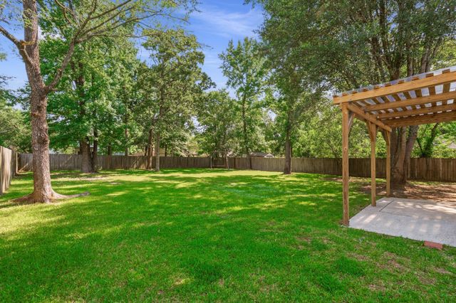 7106 Durango Drive, Magnolia, TX 77354