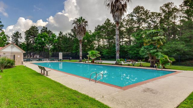7106 Durango Drive, Magnolia, TX 77354