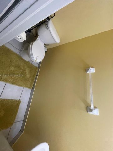 904 NW 100th Avenue, Pembroke Pines, FL 33024