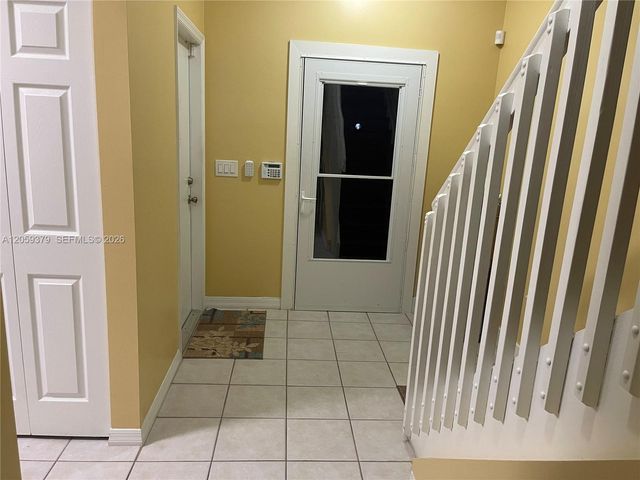 904 NW 100th Avenue, Pembroke Pines, FL 33024