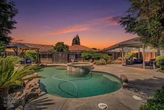 3403 Freitas Ct, Turlock, CA 95382