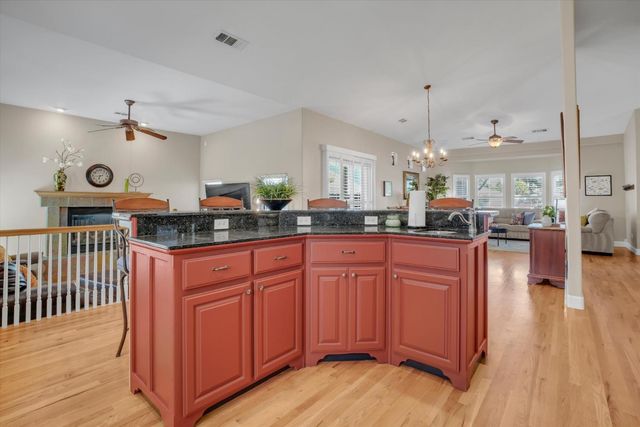 3403 Freitas Ct, Turlock, CA 95382