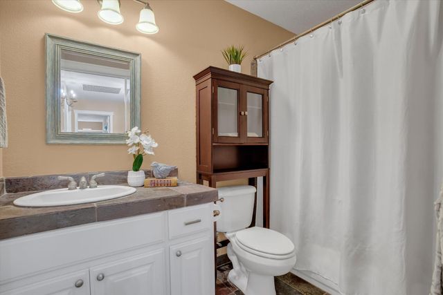 3403 Freitas Ct, Turlock, CA 95382