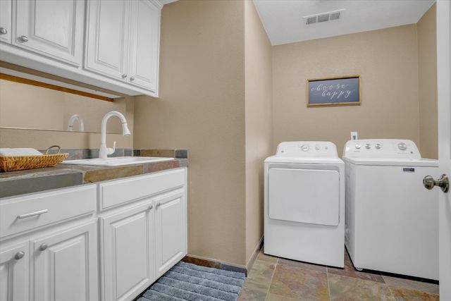 3403 Freitas Ct, Turlock, CA 95382