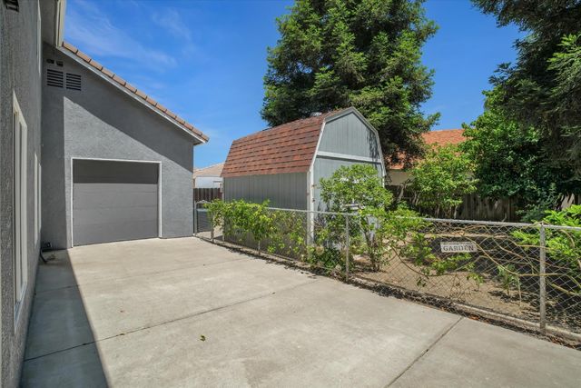 3403 Freitas Ct, Turlock, CA 95382