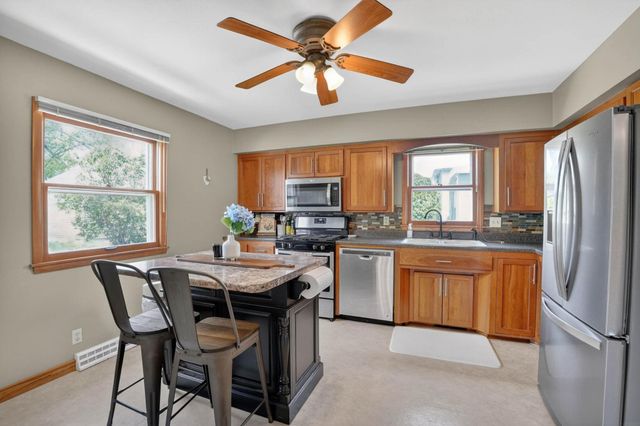 1815 Clay Street, Cedar Falls, IA 50613