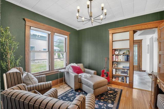 1815 Clay Street, Cedar Falls, IA 50613