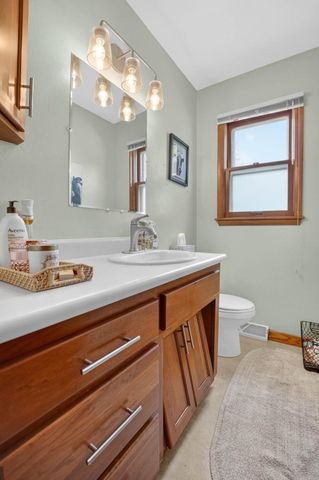 1815 Clay Street, Cedar Falls, IA 50613
