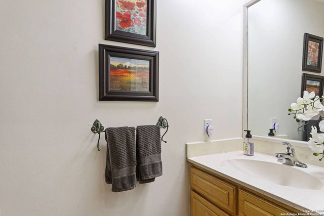 3102 Eisenhauer Rd Apt A1, San Antonio, TX 78209