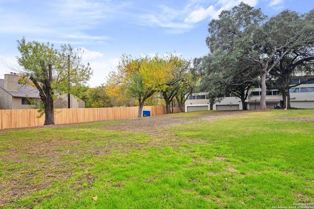 3102 Eisenhauer Rd Apt A1, San Antonio, TX 78209