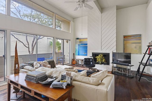 3102 Eisenhauer Rd Apt A1, San Antonio, TX 78209