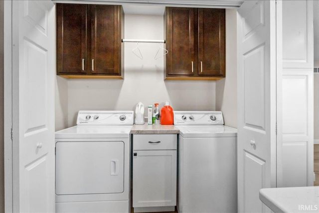 2352 E Warrenton Road, Haubstadt, IN 47639