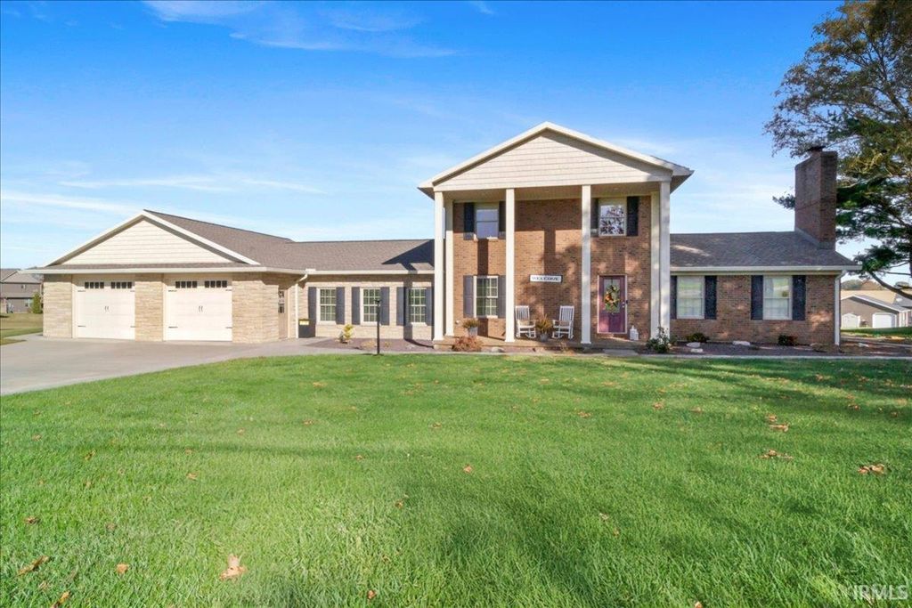 2352 E Warrenton Road, Haubstadt, IN 47639