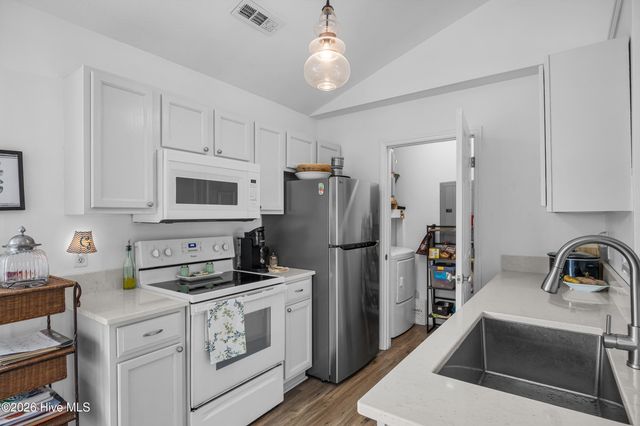 5400 Sun Coast Drive, Wilmington, NC 28411