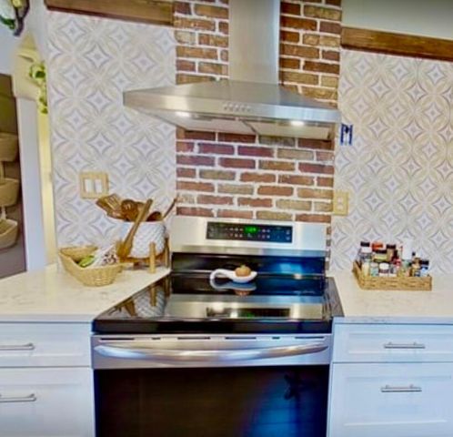 8005 Maxtown Road, Westerville, OH 43082