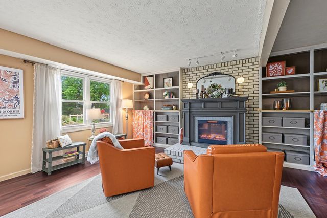 8005 Maxtown Road, Westerville, OH 43082