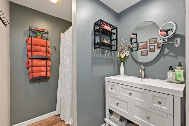 8005 Maxtown Road, Westerville, OH 43082