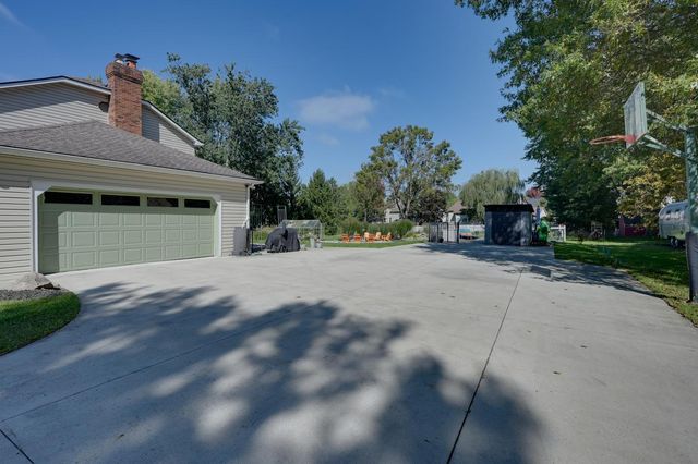 8005 Maxtown Road, Westerville, OH 43082