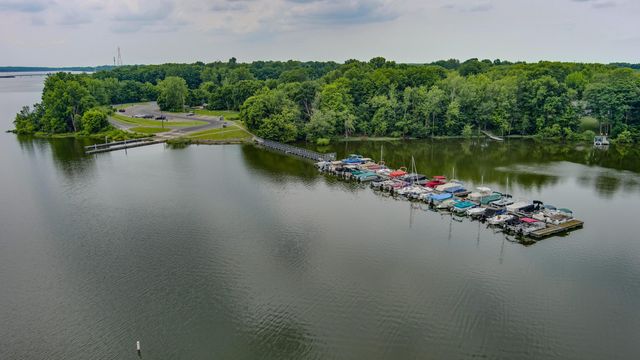 8005 Maxtown Road, Westerville, OH 43082