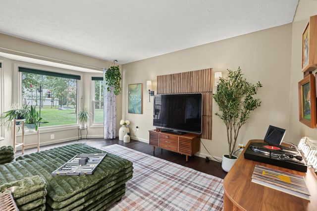 8005 Maxtown Road, Westerville, OH 43082
