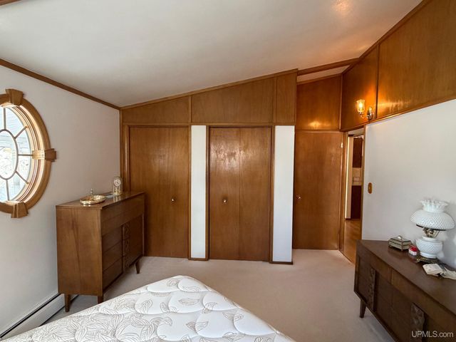 2009 Deer Lake Avenue, Ishpeming, MI 49849