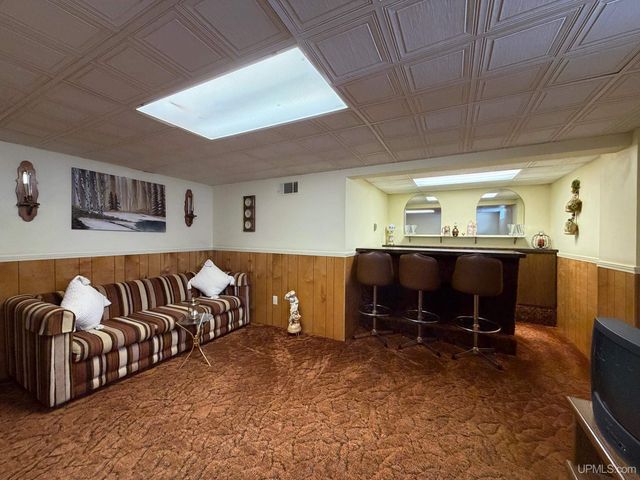 2009 Deer Lake Avenue, Ishpeming, MI 49849