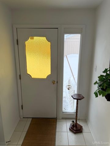 2009 Deer Lake Avenue, Ishpeming, MI 49849