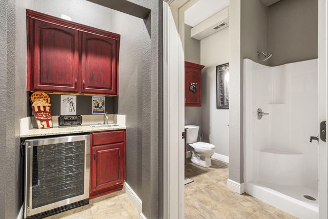 200 Barnes Lane, Branson, MO 65616