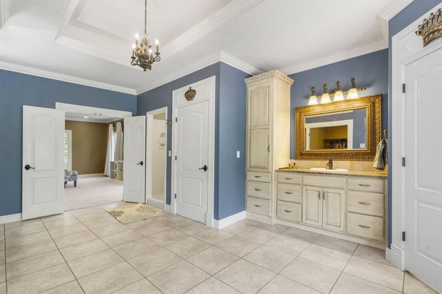 200 Barnes Lane, Branson, MO 65616