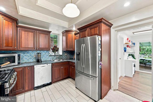 5065 WYNNEFIELD AVE, Philadelphia, PA 19131