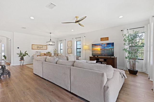 12643 SHETLAND WALK DRIVE, Lithia, FL 33547