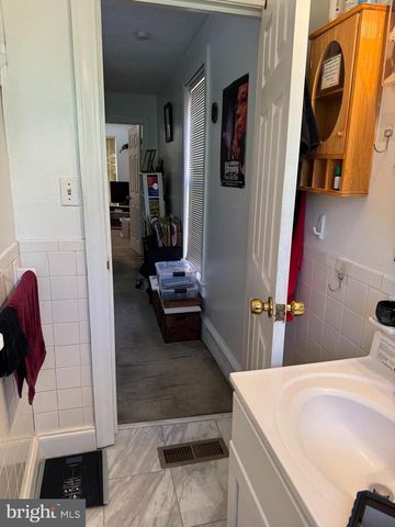 1226 U ST SE, Washington, DC 20020