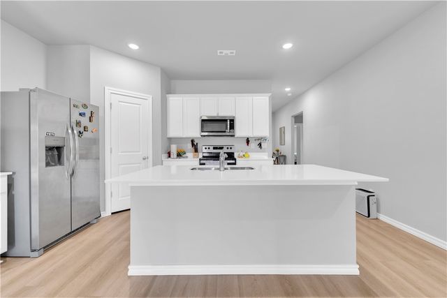 603 W Cattleman Court, Siloam Springs, AR 72761