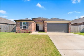 603 W Cattleman Court, Siloam Springs, AR 72761