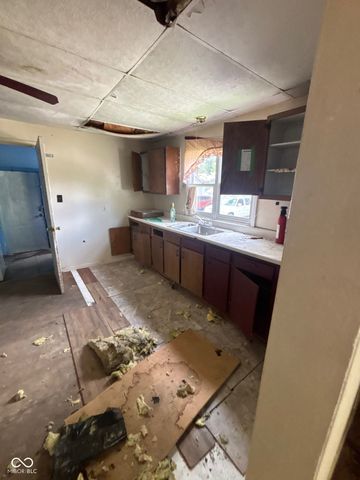 2615 Brown Street, Anderson, IN 46016