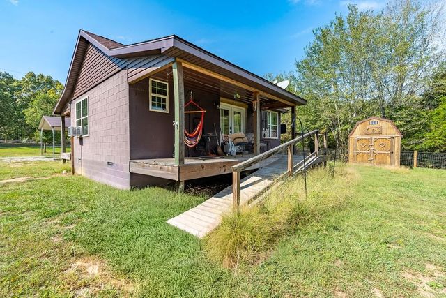 14396 South Rd, Cadiz, KY 42211