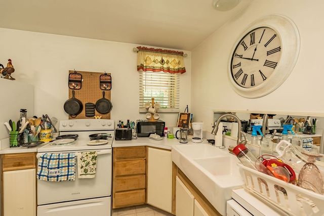 14396 South Rd, Cadiz, KY 42211