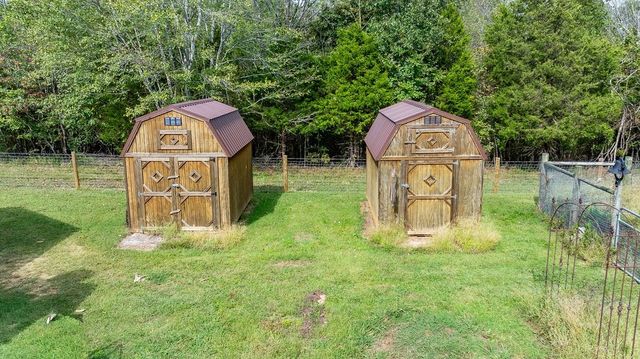 14396 South Rd, Cadiz, KY 42211