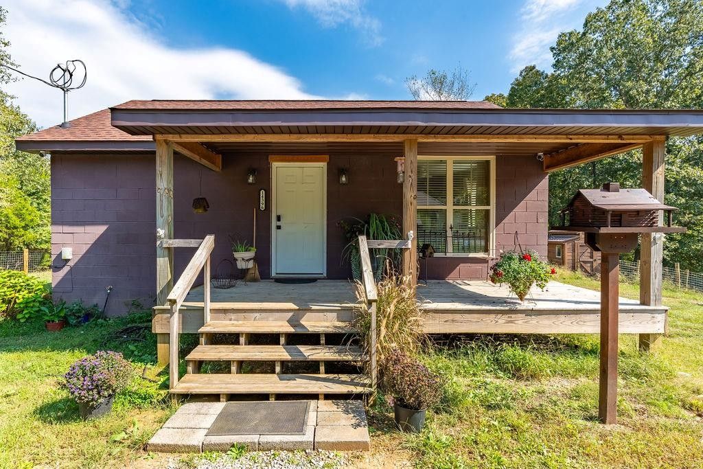 14396 South Rd, Cadiz, KY 42211