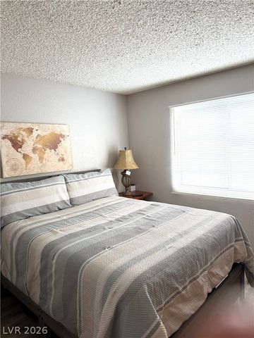1830 Dwarf Star Drive, Las Vegas, NV 89115