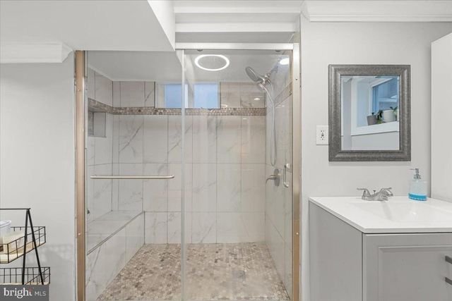 2122 LINCOLN, Northampton, PA 18067