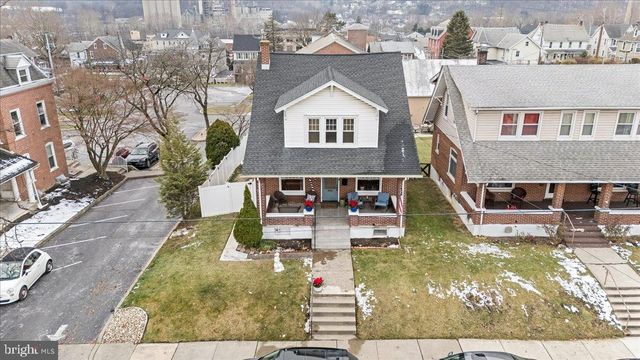 2122 LINCOLN, Northampton, PA 18067