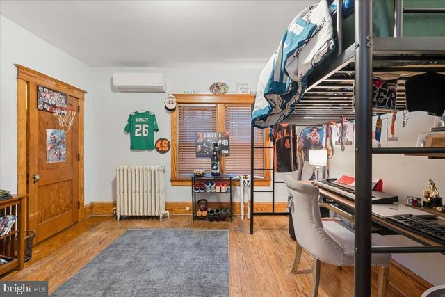 2122 LINCOLN, Northampton, PA 18067