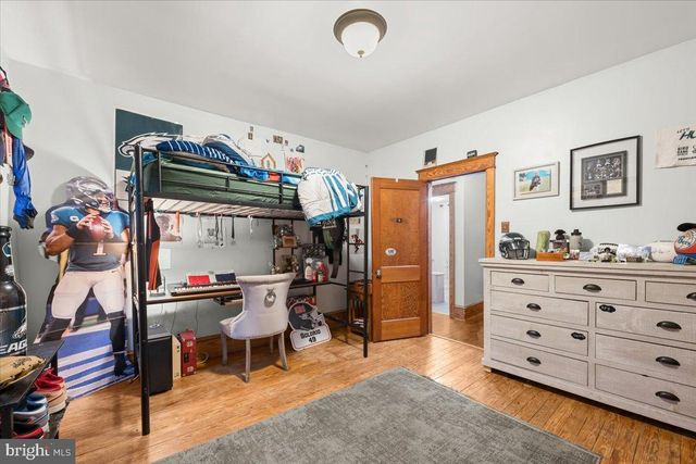 2122 LINCOLN, Northampton, PA 18067