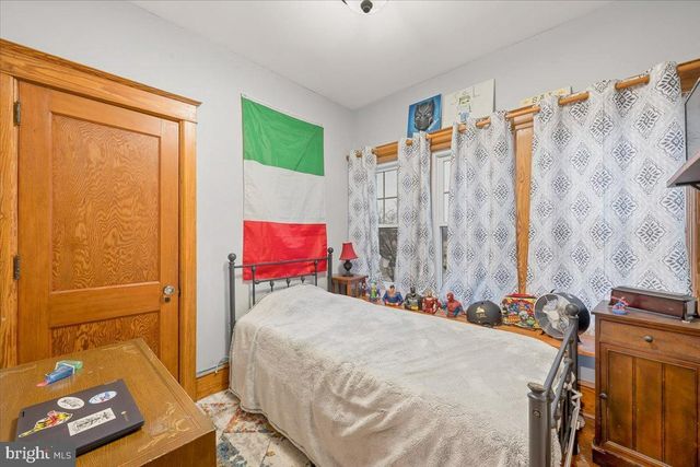 2122 LINCOLN, Northampton, PA 18067