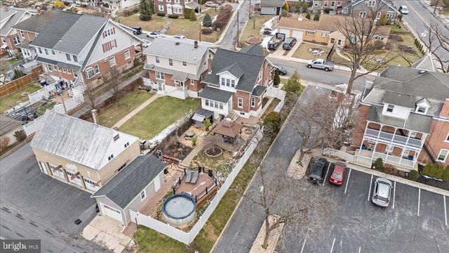 2122 LINCOLN, Northampton, PA 18067