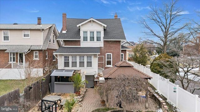 2122 LINCOLN, Northampton, PA 18067