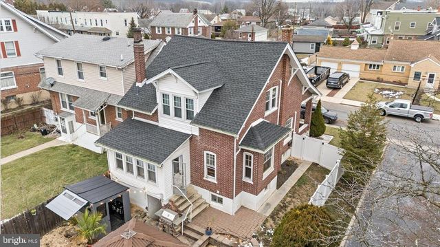 2122 LINCOLN, Northampton, PA 18067