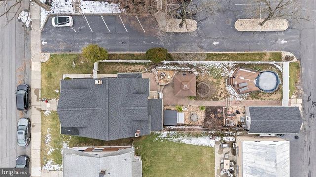 2122 LINCOLN, Northampton, PA 18067